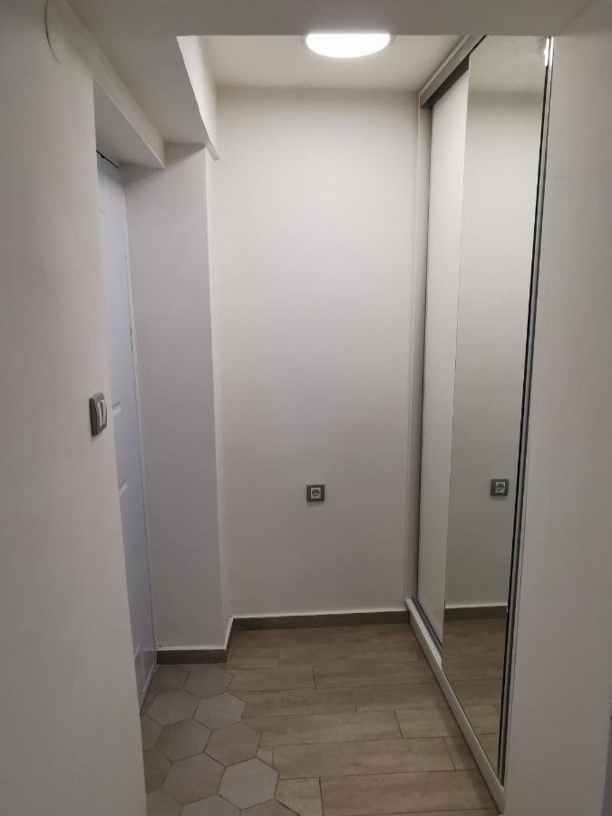 Apartman Tea Novi Sad Exterior foto